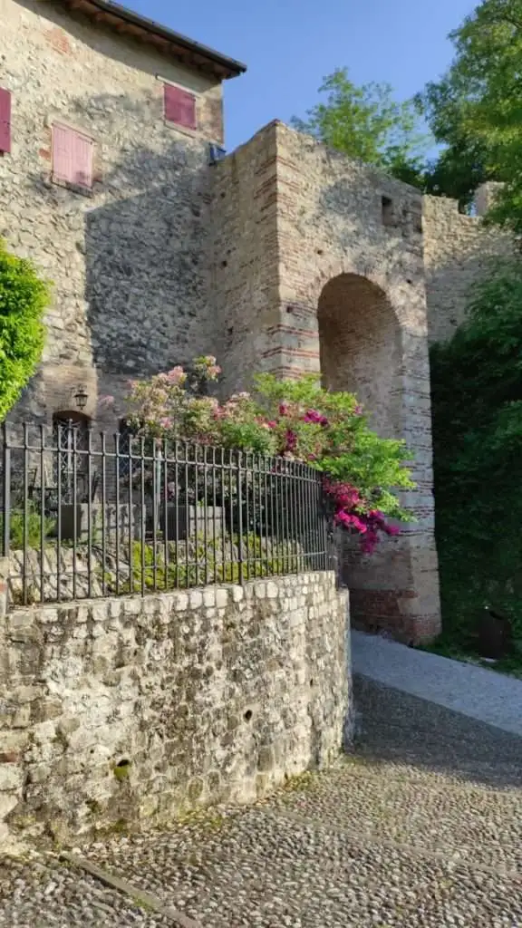 Porta Colmarion.